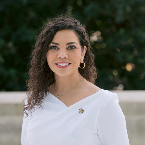 Picture of Lesli Harris